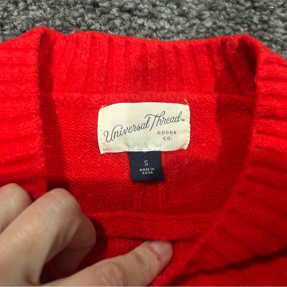 Universal Thread Bright Red Cropped Crew Neck Sweater - Picture 2 of 6